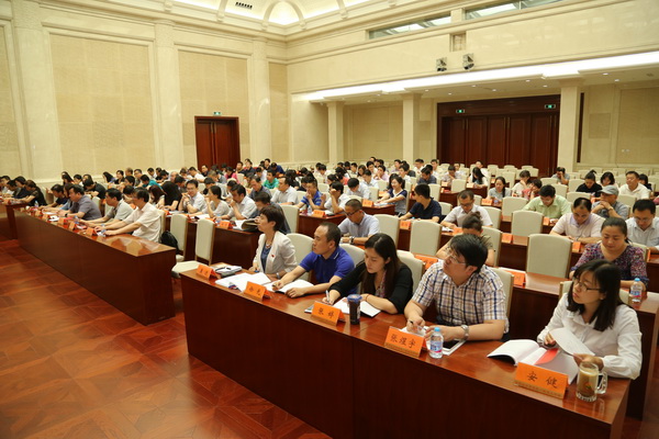 05市委统战部“两学一做”学习教育专题报告会2.jpg