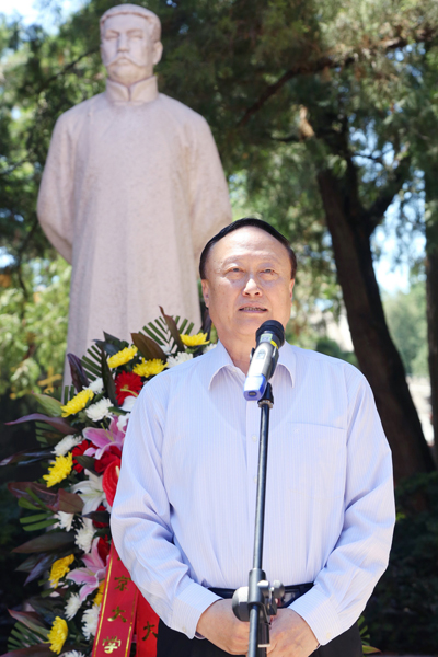 朱善璐书记参加“再回红楼”活动照1.jpg