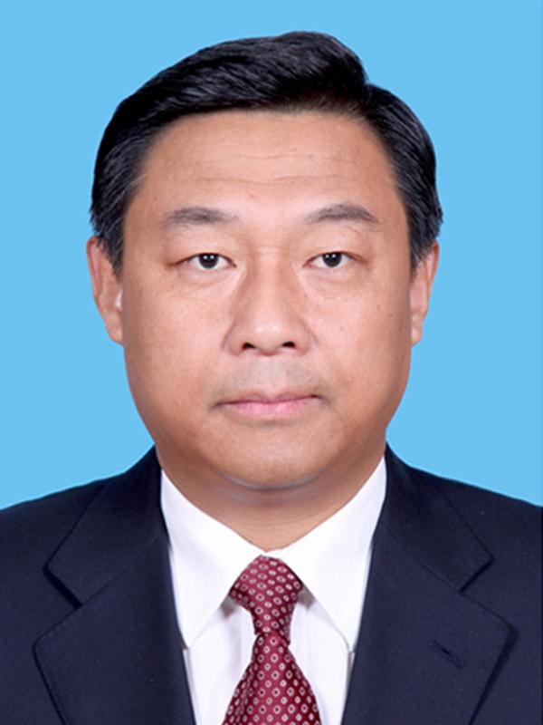 侯君舒.jpg