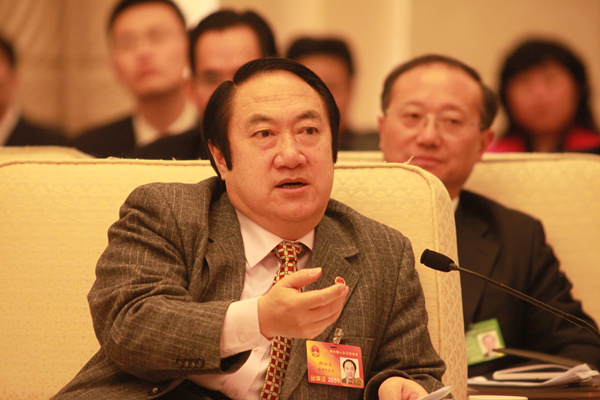 无党派人士郝如玉连续多年围绕财税相关问题建言献策.jpg