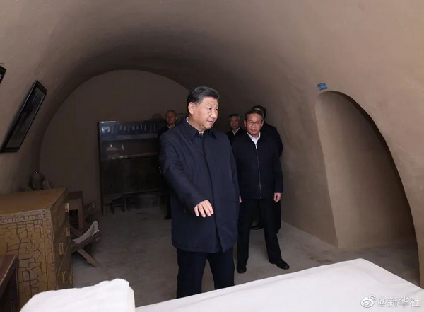 弘扬伟大建党精神和延安精神 为实现党的二十大提出的目标任务而团结奋斗_20221028101609.jpg