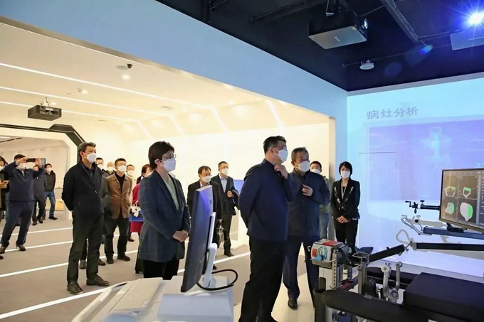 市工商联（商会）领导班子学习宣传贯彻党的二十大精神专题座谈会召开3.jpg