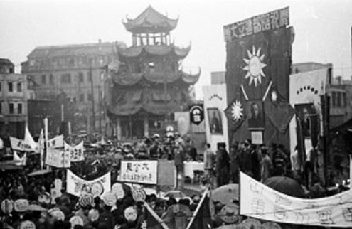 蒋介石发动“四一二”反革命政变2.png