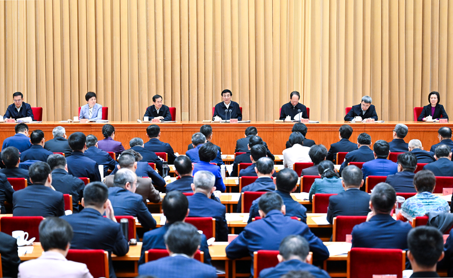 1月15日，全国统战部长会议在北京召开。中共中央政治局常委、全国政协主席王沪宁出席并讲话。新华社记者 张领 摄.jpg