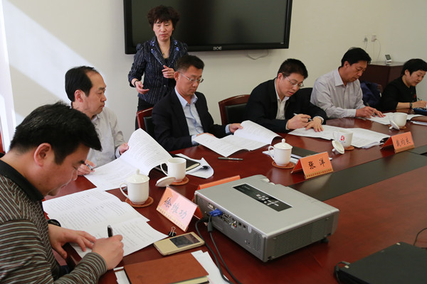市委统战部层层签订党风廉政建设责任书..jpg