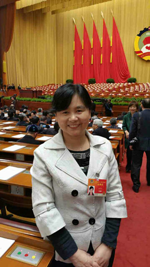 两会_副本.jpg