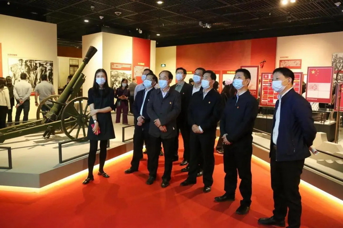 市委统战部组织参观首都博物馆建党100周年特展2.webp.jpg